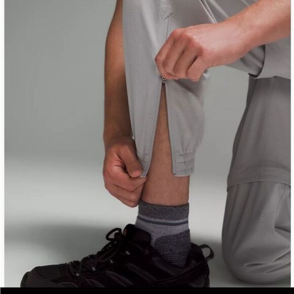 Lululemon Convertible Hiking Pants 27" - Picture 8 of 14